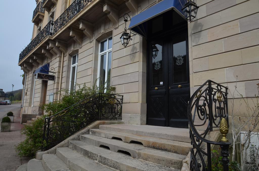 L'Empereur, Sa Femme Et Le Petit Prince Plombières-les-Bains Exterior foto